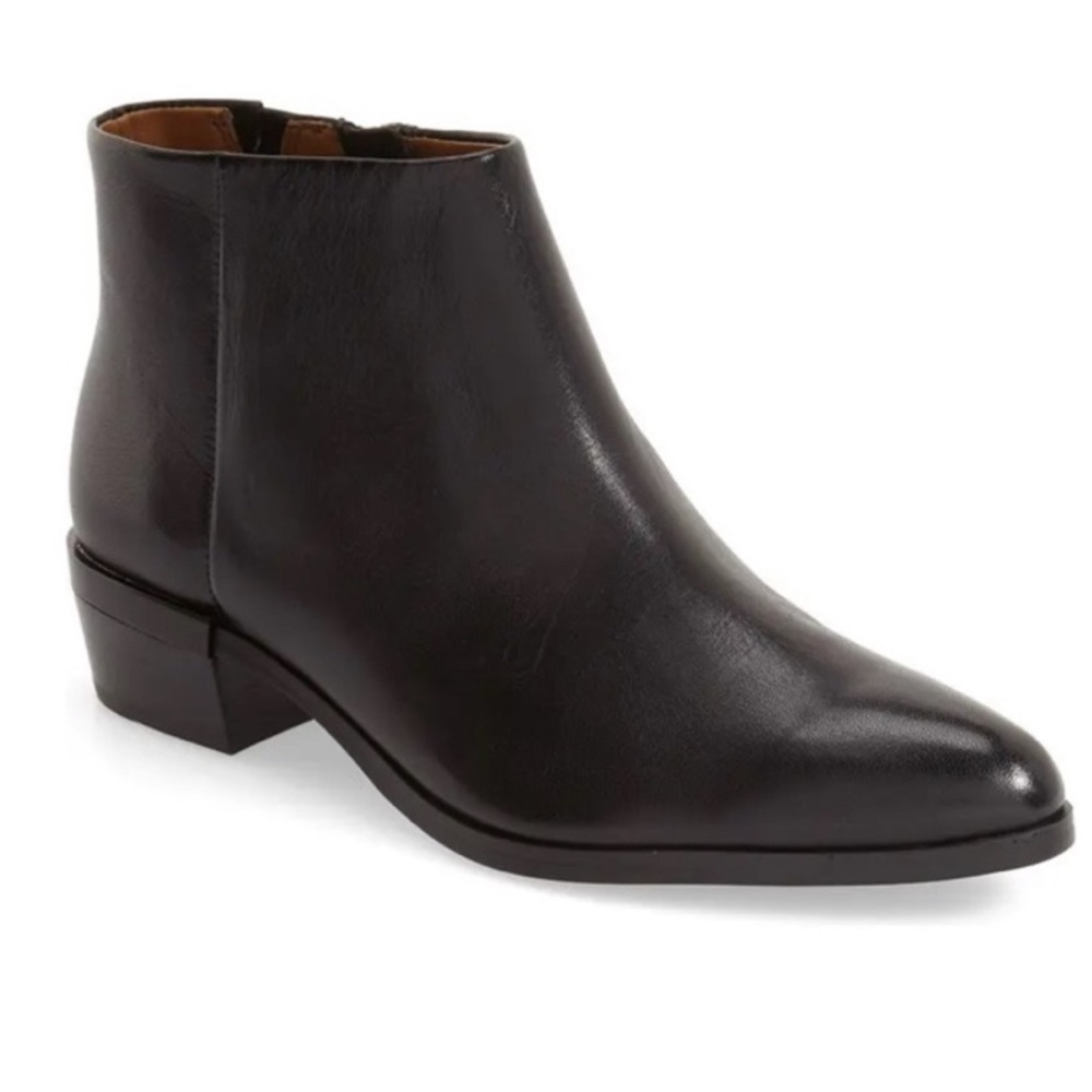 Coach Montana Black Leather Ankle Boots size 9